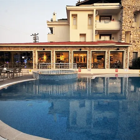 Apart Otel Greenpark 3*