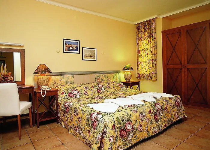 Апарт-отель Greenpark 3*